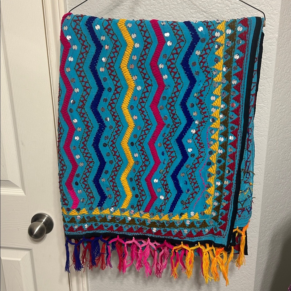 Duppatta stole blue multi color thread. Zig zag Thread sequins pattern. Tassels